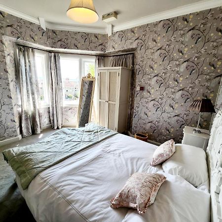 The Gothic Mansion Hotel Бристол Екстериор снимка