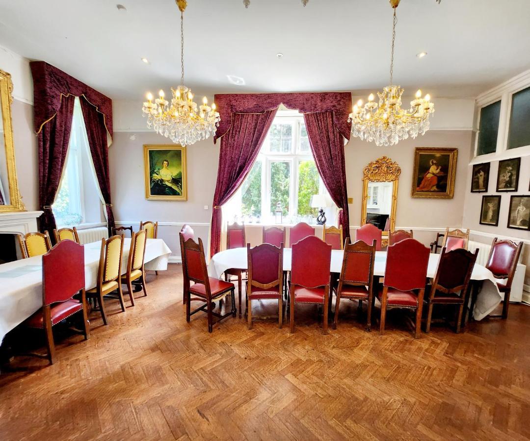 The Gothic Mansion Hotel Бристол Екстериор снимка